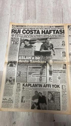 PAS SPOR GAZETESİ - 23 HAZİRAN 2002 - VALLAHİ SÖNMEZ - BU ŞAFAKLARDA YÜZEN ALSANCAK - SPOR HERGÜN BU GAZETEDE - İŞİNİZİ DEĞİL MAKİNALARINIZI DEĞİŞTİRİN - MİLLİ TAKIM'IN DEV POSTERİ SAYFA 9'DA - BUGÜN ÇOK BÜYÜK BİR GÜN - HAKAN ŞÜKÜR - İLHAN MANSIZ - KİM JOUNG - İLHAN - METSU - FATİH TERİM - GALLİANİ - ANGELOTTI - RUI COSTA - NUNO GOMES - REŞİT - KALPAR - KENNEDY - ÇAĞDAŞ ERGİN - KARAMAN - CAPONE - VEDAT - AYHAN - KEREM - SUAT - SERKAN - BÜLENT AKIN - DURO - MONDRAGON - BATİSTA - SARR - GABRİEL - AHMET CEYHAN - DA SİLVA - AYBABA - BİRAND - ALİ OSMAN RENKLİBAY - ERCAN - TAYFUN - SAMET AYBABA - MEHMET YILMAZ - AURELIO - ÖZGENER - ZORLU - MAHMUT ÖZGENER - DOĞAN - GÜNEŞ - ORTEGA - ALMEYDA - SERCAN - GARGALO - WASHİGOL - ENGİN - RONALDO - SERGEN - NOUMA - ASPER - CORDOBA - TERİM - AHMET NECDET SEZER - MONTOYA - R.SCHUMACHER - MİCHAEL SCHUMACHER - RALF SCHUMACHER - BARRİCHELLO - COULTHARD - SATO - MASSA - LA ROSE - J.WİLLİAMS - JAQUSE - HİDDİNK - CAMACHO - GHANDOUR - TOMSANGE - NATAL ROMERO