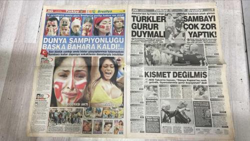 PAS SPOR GAZETESİ - 27 HAZİRAN 2002 - EN SEREFLİ YENİLGİ - BU ELLERE KUPA YAKIŞIRDI - CUMARTESİ RAKİP KORE - LORANT UTANDI! - FENER'E İKİ KAPTAN - LEJYONER HAREKATI - BOMBA GİBİ DÖNÜYORUM - HEDEFLERİM ÇOK BÜYÜK - BABA ZIYA DOĞAN - KARTAL SUYLA AYAKTA! - RUHLARI YETİYOR! - DOĞRU SEÇİM! - SCHUMI DUBLE YAPTI! - İLHAN - HASAN - RÜŞTÜ - ERDOĞAN - SERCAN - HALUK ULUSOY - REVI VO - LORANT - GILBERTO SILVA - ALMEYDA - OGÜN - OKTAY - FATİH TERİM - ÜMİT - HAKAN ÜNSAL - OKAN - TUGAY - MEHMET CANSU - ÖZHAN CANAYDIN - FELIPE - ROBERTO CARLOS - MANACER FRANK - SERKAN - NUNO GOMES - RUI COSTA - MONDRAGON - YÜCEL - AYHAN - BRUNO METSU - HANEFEVE - MARAT SAFIN - PETE SAMPRAS - GEORGE BASTL - ROCHUSS - CAPRIATI - DANIELA HANTUCHOVA - MEHMET YILMAZ - SAMET AYBABA - ZIYA DOĞAN - ERDOĞAN BİLENSER - BİLAL YAŞAR - BURHAN BIÇAKÇIOĞLU - CENGİTHAN - DIALLO - MURAT HACIOĞLU - ABDULLAH - SERDAR - YUNUS - NURİ - KAMİL SAFFRI - KURTULUŞ - HASAN YİĞİT - SAVAŞ - SERKAN - BAHRİ KAYA - NEJAT BIYEDIC - ZÜBEYİR BAFRA