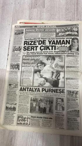 PAS SPOR GAZETESİ - 01 TEMMUZ 2002 - CIMBOM İÇİN GİDEBİLİRİM - BÜLENT: 'SON SÖZ TERİM'İN' - BALİÇ: ESKİ BALİÇ İÇİN SÖZ VERİYORUM - 6 TEMMUZ'DA YENİDEN DOĞARIZ - CİMBOM NANNİ'Yİ KESİN BİTİRECEK - FELİPE: SAMBANIN KRALINI YAPARIM - PİNTO DA İMZA İÇİN İSTANBUL'DA - GÖZLER ALPAY'DA - KÜREKCİLER'E 8 BİRİNCİLİK - SARR: ASLAN'A ÇABUK ISINDIM - YENİLER SÜPER - İSMAİL VE TUNCAY 3 BALİÇ DEĞERİNDE - KAPTAN OGÜN TAM NOT ALDI - LORANT ŞAŞIRTIYOR - SAĞ KANAT SERHAT'IN - MALZEMECİ ŞEREF RAPAİÇ'İ UTANDIRDI - DÖNDÜLERRR - AHH KEŞKE BİRLİKTE OYNASALAR - GAZİ KOŞUSU RÜŞTÜ'YE - 5. SAMBACI ZAFERİ - WIMBLEDON'DA YENİ START BUGÜN - SEVİLLA DA LING&TONG BÜYÜLEDİ - KAPLANLAR'IN SİLAHI PRES - DENİZLİSPOR ÇITAYI YÜKSELTTİ - GENÇLER GOL YAĞDIRACAK - MİLLİLER'E LUCE'DEN İZİN JESTİ - BEŞİKTAŞ'TA NOUMA İSYANI - ZAGO İDMANLARA DÜZKOŞUYLA BAŞLADI - NİCULESCU KADRO DIŞI - SERGEN ÇOK SIKILDI - HASAN ŞAŞ - BÜLENT - TERİM - BALİÇ - SİNAN ENGİN - BURAK - CANAYDIN - NANNI - FELIPE - PINTO - ERHAN - DÜRÜST - ALPAY - SAMİ