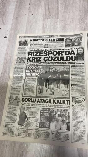PAS SPOR GAZETESİ - 03 TEMMUZ 2002 - ORTEGA'YA HAKARET - WASHIGOL CAN SIKIYOR - SON SÖZ NİHAT'IN - RÜŞTÜ: SIRA F.BAHÇE'DE - OYUNCULARA 3 GÜN TEST - TOP LORANT'TA - KANARYA SAKATA GELDİ - UNUTKAN FENER - SERHAT'IN HEYECANI - GENÇLERE MESAİ - KEPEZ'DE ELLER CEBE - BAKAN'DAN BAŞARILI SPORCULARA ÖDÜL - GÜLŞEHİR KAMPINDA GENÇLER BULUŞTU - KARABÜK MEMİŞOĞLU İLE DEVAM KARARI ALDI - SULUOVA'DA ŞEKER ŞAMPİYON OLDU - MÜFTÜ KUPASI'NI SAPANCA KAZANDI - ÖZÜRLÜ SPORCULARIN MADALYA SEVİNCİ - RİZESPOR'DA KRİZ ÇÖZÜLDÜ - YOZGAT DURMAK BİLMİYOR - ÇORLU ATAĞA KALKTI - KAYSERİ YAŞLANDI - ORDU'DA TEKVANDO HEYECANI - ORTEGA - NİHAT - RÜŞTÜ - M.DOĞAN - LORANT - REVIVO - HAKAN BAYRAKTAR - OĞUZ ÇETİN - NURETTİN YILDIR - SERHAT - İLHAN MANSIZ - İNAL ÖGER - MEMİŞOĞLU - MEHMET CİNALİ - ENDER BAY - UĞUR CİNALİ - SABRİ ÇAKMANOZ - ÜMİT OZAN - RECEP - KÜRŞAT - KORAY - DEVRAN - UĞUR TÜTÜNEKER - HASAN VEZİR - ŞENER - EMİN - TURGUT - HÜSEYİN ÇOBAN - KÜRŞAD KODAZ - TAMER - ARİF - GAZİ - FİKRET - METİN DİYADİN