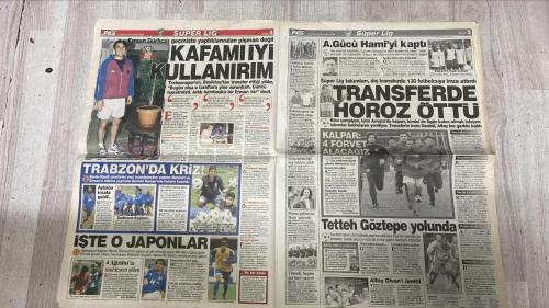 PAS SPOR GAZETESİ - 04 TEMMUZ 2002 - ANDERSSON'A GELEN TÜM TOPLAR GOL - MAESTRO ORTEGA - FATİH TERİM'İN BİTMEYEN RÜYASI ROMARIO - CANAYDIN'DAN 1 SÖZ 1 İMZA - KARDEŞ ÇOK İYİ FUTBOLCU - REKOR KIRAR - ÜÇÜNCÜ DEĞİL İKİNCİYİZ - CLASSMANDA 10 SIRA BİDEN YÜKSELİP 12. SIRAYA UÇTU - MİLLİLER AŞIKLARA İLHAM KAYNAĞI OLDU - YORGUN SAVAŞÇI YILDIRAŞ BAŞTÜRK - BAZILARI BİZİ HİÇ ANLAMADI - CUMHURİYET ALTINININ DAĞITILMAYA HAZIR OLDUĞU AÇIKLANDI - ŞENOL GÜNEŞ PARK TÖRENLE AÇILDI - KAFAMI İYİ KULLANIRIM - TRABZON'DA KRİZ - DELİKANLI KAPLAN - İŞTE O JAPONLAR - TRANSFERDE HOROZ ÖTTÜ - SAMSUNSPOR'UN MAKEDON ATAĞI - A.GÜCÜ HAMİ'Yİ KAPTI - TRANSFERİN KRALI DENİZLİ - 4 FORVET ALACAĞIZ - METSU GELMEZSE HAGI GELECEK - WASHINGTON - ANDERSSON - AZİZ YILDIRIM - JARDEL - HAKKI YALÇIN - ORTEGA - FATİH TERİM - ROMARIO - OSAN CANAYDIN - ERGÜN - HASAN ŞAŞ - BATISTA - FELIPE - AYHAN AKBİN - ENVER - ENVERİ - YILDIRAY BAŞTÜRK - İLHAN MANSIZ - ŞENOL GÜNEŞ - KEMAL MUTLU - ÜNAL KARAMAN - MEHMET KULAKSIZ - FİKRET ÜNLÜ