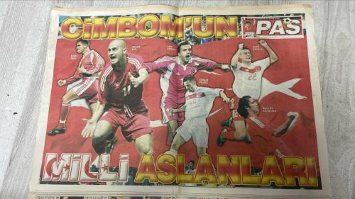 PAS SPOR GAZETESİ - 05 TEMMUZ 2002 - MİLLİLER MECLİS'TE - TARİH BÖYLE COŞKU GÖRMEDİ - ERKAN'DAN ÖDEME SIKINTISI - NOUMA'DAN MÜJDE - LORANT: RAPAIÇ KALSIN - FENER YILDIZLARIYLA UÇACAK - ÖNCE ALMEYDA SONRA SILVA - REAL SOCIEDAD NİHAT'IN PEŞİNDE - AYBABA BOMBALADI - GAKKOŞLAR TEKRAR TOP BAŞI YAPTI - TOFAŞ KEMALPAŞA MAÇINA HAZIR - ADIYAMAN YENİ SEZONA UMUTLU - GURBETÇİLER REKOR KIRIYOR - PLAJIN SULTANLARI ÇEYREK FİNALDE - SCHUMACHER COŞTU BİR KERE - EMRE SAHNE ALIYOR - WIMBLEDON'DA YENİ KRAL HEWITT - BLATTER COLLINA'YI GÖREVLENDİRDİ - JAPONYA ZICO İLE EL SIKIŞTI -  BÜLENT KORKMAZ - HASAN ŞAŞ - ALPAY - İLHAN MANSIZ - ERKAN - PASCAL NOUMA - SİNAN ENGİN - WERNER LORANT - RAPAİÇ - ALMEYDA - SILVA - NİHAT - REAL SOCIEDAD - SAMET AYBABA - GİRAY BULAK - TOFAŞ - NÖYFEL BOZDOĞAN - SCHUMACHER - EMRE - LEYTON HEWITT - BLATTER - COLLINA - ZICO - BAHAR URCU - TUNCAY KARATAŞ - VOLKAN - ÇETİN - MUHAMMET - NASİR BELCİ - TETTEH - FUAT YAMAN - CEM ÇITAK - MENDERES EYÜPOĞLU - MUHAMMET KÖSEOĞLU - NECATİ TUZCU