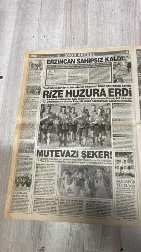 PAS SPOR GAZETESİ - 11 TEMMUZ 2002 - SÜPER LİG 15. SIRADA - GALLIANI, İTALYA'NIN İLHAN CAVCAV'I OLDU - FERDINAND, TERRY'NİN GELİŞİNE SEVİNİYOR - HINGIS'IN ACI VEDASI - SCHUMACHER: IRVINE BENİ HİÇ ÇEKEMEDİ - YÜREK OLDUK - 