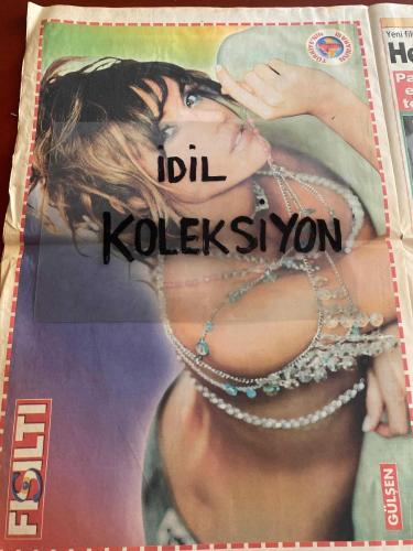 FISILTI MAGAZİN GAZETESİ - DOĞUM GÜNÜ HEDİYESİ (TURKİSH - NEWSPAPER) - 24 - 30 KASIM 2004 - TAM TAKIM 24 SAYFADIR - Gülşen Posteri-Gökhan Özen-Sezen Aksu-Şebnem Özucan-Sinem Le Bader-Türkan Şoray-Barış Yaman-Yağmur Ünal-Muazzez Ersoy-Hülya Avşar-Petek Dinçöz-Ebru Şallı-Harun Tan-Müslüm Gürses-Emre Altuğ-Nigar Talibova-Irmak Atuk-Nükhet Duru-Aysun Kayacı-Yeliz Yeşilmen-Kemal Sunal-Tuğba Özay-Yeşim Erçetin-Ozan Orhon-Ajda Pekkan-Oktay Şengüler-Semiramis Pekkan-Bilal Özcan-Ahu Tuğba-Esra Balamir-Naside Göktürk-Serpil Çakmaklı-Yaşar İpek-Mustafa Uğur-Yalçın Özden-Leyla Adalı-Bora Gencer-Küçük İbo-Muazzez Abacı-Esra Eron-Doğuş-Özcan Deniz-Kerem Alışık-Fatih Terim-Mustafa Denizli-Ersun Yanal-Müjgan Kockale-Sinem Le Bader-Bahadır-Gönül Yazar-Ali Müslim Demircan-Türkan Şoray-Müjgan Hanım-Gülsen