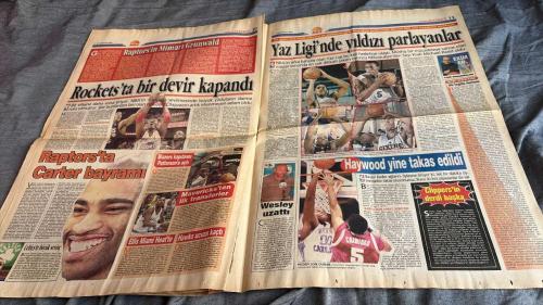 FANATİK BASKET HAFTALIK BASKETBOL GAZETESİ TURKISH NEWSPAPER - DOĞUM GÜNÜ HEDİYESİ  - TAM TAKIM EKSİKSİZ GAZETE 14-20 AĞUSTOS  - 2001  - SAYI: 246 - DİKEMBE'DEN GÖZDAĞI - YEMİN ETTİK - B MİLLİLER BOMBA GİBİ - BİR YILDIZ DAHA KAYDI - DAÇKA'DA YAZ ŞENLİĞİ - EFES'İN İKİNCİ BOMBASI - NBA'E GİDECEK VAR - DERS ÇIKARMALIYIZ - TRANSFERDE ACELE OLMAZ - ERDAL BİBO KANARYA'DA - EKSİKLERİMİZİ GİDERİYORUZ - YEPYENİ BİR TAKIM - EKREM MEMNUN EFES PİLSEN'DE - ABD'Lİ COACHLARIN GÖZDESİ - SONA ERERKEN - HAYATININ KARARINI VERECEK - ŞU TABUYU YIKIN - UÇAN ADAM HASAN YÜKSELİŞTE - YAKINDA BANA ASİST YAPACAK - KAMPANYAMIZ BÜYÜK İLGİ GÖRDÜ - BASKETBOL YILDIZLARIMIZI NASIL ANMAK İSTERSİNİZ - SİZİN DE KATKINIZ OLSUN - HAFİF YARA ALDIK - İTALYA'DAN UYARI ALDIK - YARINLAR BİZİMDİR - DİKEMBE  - UMUT GÖRÜR  - VOLKAN  - FAHRI  - ŞÜKRÜ  - ARSLAN  - VEYSEL  - ALPER  - ERDEN  - HÜSEYİN  - NEDİM  - ERDAL BİBO  - MURATCAN GÜLER  - KEREM GÖNLÜM  - ÖMER UĞURATA  - EMRAH BİBEN  - MARCUS BROWN  - SAULIUS STOMBERGAS  -