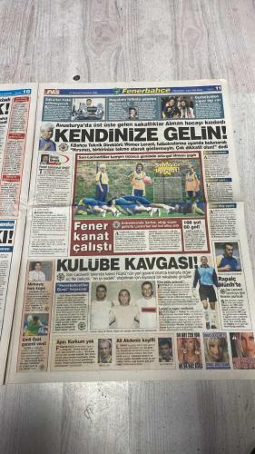 PAS SPOR GAZETESİ - 13 TEMMUZ 2002 - ASLAN'A YENİ SAMBACI: CHRISTIAN - TERİM'DEN YILDIZLARINA FIRÇA - KARTAL YIKILDI, KÜSTÜ - BEŞİKTAŞ'TA NOUMA KRİZİ ÇÖZÜLDÜ - FENERBAHÇE COŞTU BİR KERE - LORANT: ORTEGA TAKIMA ÇABUK UYUM SAĞLADI - RÜŞTÜ REÇBER MANCHESTER YOLUNDA - TRABZON YERLİ VİERİ'SİNİ BULDU: MEHMET YILMAZ - SÜPER LİG TRANSFER BORSASI KIZIŞTI - A.GÜCÜ COŞTU BİR KERE -  CHRISTIAN - FATİH TERİM - MONDİ - MONDRAGON - HASAN ŞAŞ - BALİÇ - ERGÜN PEMBE - BÜLENT KORKMAZ - AHMET DURSUN - ALPAY - ORTEGA - WASHINGTON - NİHAT KAHVECİ - MEHMET YILMAZ - SAMET AYBABA - MUSTAFA RAMAZAN - PETKOVİÇ - ERSUN YANAL - LERANT - LORANT - WERNER LORANT - RÜŞTÜ REÇBER - SİNAN ENGİN - SERDAR BİLGİLİ - LUCESCU - TÜMER METİN - İLHAN MANSIZ - SERGEN YALÇIN - CESAR - ALLAN DELON - CONCEICAO - PANCU - ARİF PEÇENEK - SELÇUK - LEVENT - FUAT YAMAN - YÜCEL UYAR - CELAL KIBRIZLI - KÜRŞAT - KORAY - AUGUSTINE - CEMAL AYDIN - MUHAMMED GARGO - SARR - PINTO - BERKANT - MURAT ERDOĞAN - BATISTA - SERKAN AYKUT - ZİYA DOĞAN