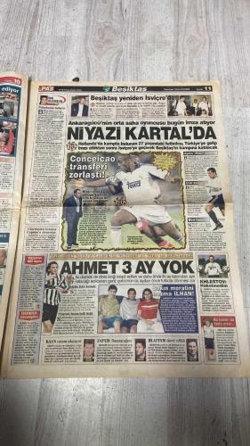 PAS SPOR GAZETESİ - 19 TEMMUZ 2002 - TERİM'İN YILDIZ - FENER ŞAMPİYON - PRENS'E SEVGİLER - NİYAZİ BEŞİKTAŞ'TA - KAPTAN OGÜN'E BÜYÜK SEVİSİ - BİZİ İZLEMEYE DEVAM EDİN - KAMPA SÜRPRİZ MİSAFİRLER - MÜTHİŞ TEMPO - ANTRENMANLAR - ŞANSSIZ TUNCAY'A TERAPİ UYGULAMASI - KANARYA'NIN RAKİBİ YOK - ACIMASIZ LORANT - YAKIN TAKİPTEYİZ - ALI AKDENİZ FARK - SEMİH: HAYALLERİM GERÇEK OLACAK - DÜNYA FENERBAHÇELİLER GÜNÜ - VOLKAN ELİM AYAĞIM TİTREDİ - SİMAO: SAKATLIK ÇABUK GEÇER - BİLETLER TÜKENİYOR - ABDULLAH'IN İŞİ ÇOK ZOR - SİLİNDİRBAHÇE - REVİVO PARMAK ISIRTTI - F.BAHÇE'NİN İNCECİS Yusuf - HERKES ONA HAYRAN - EKSİK KADRO - GURBETÇİLERİN FENER AŞKI BİTMİYOR - ÜMİT ÖZAT TEHLİKE SİNYALLERİ VERİYOR - CİHAN - MURAT - MÜSLİM CAN - FELIPE - PINTO - FATİH - KEMAL DİNÇER - İLHAN MANSIZ - HAKAN - KALKAVAN - NİYAZİ - HAKAN ŞÜKÜR - ORTEGA - WASHINGTON - MONDRAGON - ÖS - OKAN - SİNAN ENGİN - CEM DALMAZ - TUNCAY - YILDIRIM - LORANT - JOHNSON - ALİ AKDENİZ - SEMİH - VOLKAN - ERSOY - ABDULLAH - REVİVO - YUSUF