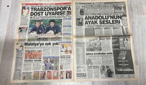 PAS SPOR GAZETESİ - 20 TEMMUZ 2002 - MOTORSPOR ERDİ  - KAWASAKİ KENDİNİ AŞTI  - SIZ ONUN MASUM BAKMAYIN  - SIRADIŞI BİR SCOOTER  - YAŞAYAN EFSANE  - HONDA SH 150 'BÜYÜK SCOOTER'  - KONFOR ÖTESİ BMW K 1200 HEYBETLİ  - MİLOSEVİC ESPANYAR DA  - FRANSA'DA SANTİNİ DEVRİ  - DÜNYADAN YÖNETMEN: EMRE ŞAHİN  - FORMULA 1 ÖNDE!  - BEKLEMEK ANLAMS  - UEFA'DAN STAT UYANSI  - PASSARELLA İYİ BAŞLADI  - NBA, 29 EKİM'DE BAŞLYOR  - DEVLET DESTEĞİ ŞART  - ACELE ETMELİYİZ  - NOU CAMP BÜYÜYECEK  - RİNGLERİN BULDOZERİ  - DÜNYA GENÇLER ŞAMPİYONU OLDU  - TYSON'A ÜZÜLDÜM  - ÇOK GÜÇLÜ  - HAGİ'YE DE YAPTIK  - DÜNYA TANIYOR  - KARA BOĞA'NIN AVRUPA-HAYALİ!  - EMRE ŞAHİN  - MİLOSEVİC  - SANTİNİ  - ORTEGA  - PASSARELLA  - DEMİREL  - TAHİNRİOGHE  - AHINCIDGE  - LENNOX LEWIS  - MIKE TYSON  - MUHAMMED ALİ  - JOE FREİZER  - ANNE VİOLAT  - VİALET  - OLİVER MCCALL  - RİDDİCK BOWE  - EVENDER  - ANGE LOC  - RAZER RUDDOCK  - SAMUEL JOHNSON  - CEM DALMAZ  - HAGİ  - WERNER LORANT  - FATİH  - UMİT  - MİRKOVİC  - HAKAN  - REVİVO