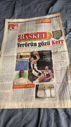 FANATİK BASKET HAFTALIK BASKETBOL GAZETESİ TURKISH NEWSPAPER - DOĞUM GÜNÜ HEDİYESİ  - TAM TAKIM EKSİKSİZ GAZETE 25 EYLÜL - 1 EKİM  - 2001  - SAYI: 252 - ÜLKERSPOR KALDIĞI YERDEN  - FANATİK BASKET  - GELECEĞE BAKIŞ  - KAF-SİN-KAF UMUT DOLU  - ÇOK GENÇ KADRO OLUŞTURULDU  - FIBA'NIN İFLASI  - EUROBASKET FOTOROMANI  - STANKOVİÇ'İN ŞAPKASINI ALIP GİTME ZAMANI GELDİ  - FIBA YALNIZLARI OYNUYOR  - BU SAYFA ÇOK ÇOK ÖZEL  - ÜMİT KARAN'IN GİZLİ AŞKI  - 'BASKETBOLU ÇOK SEVİYORUM'  - HAFTANIN YAZISI  - BURCU'NUN SESİ  - ULEB'E TÜRK DAMGASI  - HEDEF EN AZ YARI FİNAL  - ŞAMPİYON AYNI YOLDA  - LOKOMOTİV ÜÇÜNCÜ  - KAZANAN RUS TEMSİLCİSİ OLDU  - CSKA, TÜRK GÜCÜYLE  - BUZLAR ÜLKELERİNDE ATEŞ TÜRK  - ULEB, FIBA'YI SİLDİ  - MUHTEŞEM EV SAHİPLİĞİ  - BU YAZIYI MUTLAKA OKUYUN  - ŞİMDİ NEREDESİNİZ?  - ŞAMPİYON FRANSA  - FİNALDE GÜLEN ÜLKER  - ULEB'E YOLCULUK - GÜNDÜZ AKTUĞ  - BORISLAV STANKOVIC  - LUBOMIR KOTLEBA  - STANKOVİÇ  - COSTAS RIGAS  - EDUARDO PORTELA  - ÜMİT KARAN  - BURCU UPRAK  - İSMET HADEM  - İ