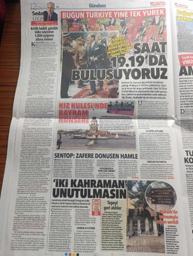Hürriyet Gazetesi - Turkish Newspaper - 19 Mayıs 2020 - 19 Mayıs Atatürk'ü anma Gençlik ve Spor bayramımız kutlu olsun - Atatürk'ün Samsun'a çıkmadan çektirdiği fotoğraf - Atatürk riskleri göze aldı - saat 19.19'da herkes balkona - Atatürk'ün Samsun'a çıkarak İstiklal meşalesini yaktığı günün 101'inci yıldönümünü  evlerimizden coşkuyla kutlayacağız  - Sosyal medya üzerinden gençlere milli mücadele ruhunu ve 19 mayıs'ı anlatan interaktif etkinlikler yarışmalar düzenlenecek - Cumhurbaşkanı Recep Tayyip Erdoğan törenler kapsamında video konferans yöntemi ile 81 şehirden gençlere seslenecek - 19 Mayıs törenleri dolayısıyla Anıtkabir'de de sosyal mesafe korunarak tören yapılacak - Hava ısınıyor koronavirüs yavaşlıyor - 19 Mayıs Atatürk ve Refik Saydam fotoğraf - Atatürk'ün Samsun'a çıkmadan önce çektirdiği son fotoğrafın arkasına yazdıklarım yazan Ahmet Hakan - kız kulesi'nde 19 Mayıs konseri - 19 Mayıs ilk dijital kutlama - 19 Mayıs 1919
