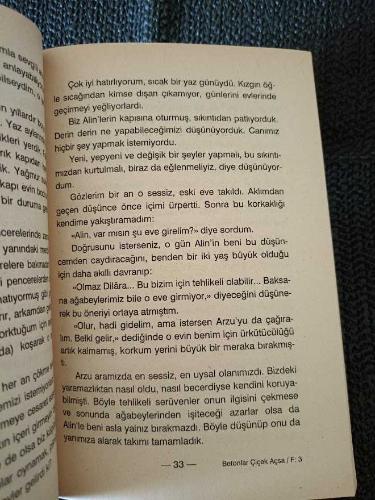 BETONLAR ÇİÇEK AÇSA - DİLARA AKINCI-  İMZALI..