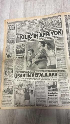 PAS SPOR GAZETESİ - 24 TEMMUZ 2002 - ARJANTİNLİ İDMANI YARIDA BIRAKTI ESKİ BAŞKANA GÖRE GOLCÜ ŞART - EYVAH! - ORTEGA - FENERBAHÇE FENER'İ DEVLER R. MALLORCA BEKLİYOR - SÜREN UYARDI - GRASSHOPPERS KORKTU KAÇTI! GİTMİYORUZ - FENER'İN İSRAİLLİ SÜPER STARI HAIM REVIVO ANLAMLI MESAJLAR VERDİ - YILDIZLAR GECELERİ GÖRÜNÜR - MÜTHİŞ AÇIKLAMALAR 11'DE - PASCAL NOUMA'NIN MÜJDESİ - YÖNETİCİ KIVANÇ OKTAY 