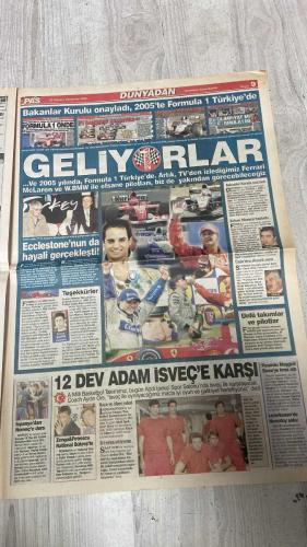 PAS SPOR GAZETESİ - 25 TEMMUZ 2002 - MÜJDE F1 TÜRKİYE'DE - ÇILGINLIK BU! - İMPARATOR, YÖNETİME VERDİĞİ SERT RAPORDA SANTRFOR İSTEDİ! - VÜCUT VAR KAFA YOK! - TERİM, 