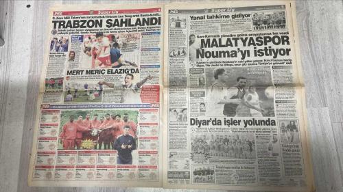 PAS SPOR GAZETESİ - 26 TEMMUZ 2002 - SUPER BIR POSTER DAHA  - TARİH BİZİ YAZANA KADAR ASLANLAR COSTU!..  - FENER'İN RAKİBİ BELLİ OLUYOR HAYDİ HAYIRLISI  - BESİKTAS, BARCELONA'NIN YILDIZI BABANGIDA'YI TRANSFER ETTİ  - KARTAL PENÇESİ  - SÜPER ÜÇLÜ ARIEL ORTEGA, WASHIN SHINGTON VE HAIM REVIVO, FENERLİ'YE UMUT, RAKİPLERE İSE GÖZDAĞI VERİYORLAR  - ÜÇ SİLAHŞÖRLER  - HASAN'A CAN FEDA  - ERGÜN TAMAM DENGE ÖNEMLİ  - TERİM DE ONAYLADI  - SCHUMI ŞOV YAPTI  - PİSTLERİN EFENDİSİ, MANNHEİM'DE FUTBOL OYNADI  - TRABZON ŞAHLANDI  - M. MERİÇ ELAZIĞ'DA  - D.BAKIR SIKINTILI!..  - KARTAL DAN YİNE TEK MESAJ  - BESİKTAS NOUMA BUGÜN GELİYOR!  -  BABANGIDA  - ARIEL ORTEGA  - ORTEGA  - WASHINGTON  - JASHINGTON  - WASHING SHINGTON  - STECA  - HAIM REVIVO  - REVIVO  - REVISE  - BEVIVO  - WASHIGOT  - HASAN  - ALİ DÜRÜST  - ERGÜN  - ERGIN  - TERİM  - KANU  - SCHUMI  - M. MERİÇ  - NOUMA  - SEYRANİ TÜRKARSLAN  - İLHAN  - BALİÇ  - FELİPE  - BERKANT  - ALİ CANSUN  - ERNAN  - EVEN  - ENGİN  - LUCESCU  - PINTO