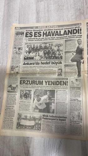 PAS SPOR GAZETESİ - 26 TEMMUZ 2002 - SUPER BIR POSTER DAHA  - TARİH BİZİ YAZANA KADAR ASLANLAR COSTU!..  - FENER'İN RAKİBİ BELLİ OLUYOR HAYDİ HAYIRLISI  - BESİKTAS, BARCELONA'NIN YILDIZI BABANGIDA'YI TRANSFER ETTİ  - KARTAL PENÇESİ  - SÜPER ÜÇLÜ ARIEL ORTEGA, WASHIN SHINGTON VE HAIM REVIVO, FENERLİ'YE UMUT, RAKİPLERE İSE GÖZDAĞI VERİYORLAR  - ÜÇ SİLAHŞÖRLER  - HASAN'A CAN FEDA  - ERGÜN TAMAM DENGE ÖNEMLİ  - TERİM DE ONAYLADI  - SCHUMI ŞOV YAPTI  - PİSTLERİN EFENDİSİ, MANNHEİM'DE FUTBOL OYNADI  - TRABZON ŞAHLANDI  - M. MERİÇ ELAZIĞ'DA  - D.BAKIR SIKINTILI!..  - KARTAL DAN YİNE TEK MESAJ  - BESİKTAS NOUMA BUGÜN GELİYOR!  -  BABANGIDA  - ARIEL ORTEGA  - ORTEGA  - WASHINGTON  - JASHINGTON  - WASHING SHINGTON  - STECA  - HAIM REVIVO  - REVIVO  - REVISE  - BEVIVO  - WASHIGOT  - HASAN  - ALİ DÜRÜST  - ERGÜN  - ERGIN  - TERİM  - KANU  - SCHUMI  - M. MERİÇ  - NOUMA  - SEYRANİ TÜRKARSLAN  - İLHAN  - BALİÇ  - FELİPE  - BERKANT  - ALİ CANSUN  - ERNAN  - EVEN  - ENGİN  - LUCESCU  - PINTO