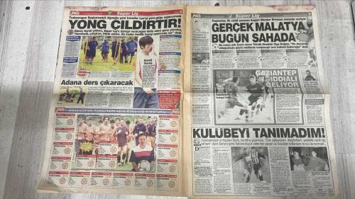 PAS SPOR GAZETESİ - 27 TEMMUZ 2002 - FENER'İN RAKİBİ FEYENOORD, GEÇEN YILIN UEFA ŞAMPİYONU - PORTOKALI BU KUPA'YI ALIRIZ - SIKARIZ - ŞAMPİYONLAR LİGİ ÖN ELEME ÜÇÜNCÜ TUR İLK MAÇI 13 VEYA 14 AĞUSTOS'TA HOLLANDA'DA - LORANT: SARACOĞLU YETER!.. - SİYAH-BEYAZLILAR'A MÜJDE!.. NEVZAT DEMİR TESİSLERİ AÇILDI - NOUMA PASCAL POSTERİ YARIN PAS'TA - ASLAN'A BATIGOL - PASCAL'DAN İLK ÇALIM!.. - SERGEN'LE AVRUPA'YI SALLARIZ - OKAN'A KANCA - İNGİLTERE'NİN ÜNLÜ KULÜBÜ WEST HAM, İNTERLİ OKAN'A RESMEN TALİP OLDU - BÜCÜR İSE KARARSIZ - LEE YONG İMZALADI - İLHAN'LA 1 SAAT - SEVGİLİSİ SEÇKİN, HASTANEDE ZİYARET ETTİ - BAŞBAŞA GEÇEN 60 DAKİKA BU İLİŞKİ KOLAY BİTMESİ - CELİN D - NİJERYALI KANU BEKLEMEDE - HASAN ŞAŞ İLE TAKAS!.. -  LORANT - WERNER LORANT - SADETTİN SARAN - A. NECDET SEZER - AHMET NECDET SEZER - NOUMA - PASCAL NOUMA - SERGEN - CANAYDIN - ÖZHAN CANAYDIN - TERİM - FATİH TERİM - MONDRAGON - CHANTALİS - OKAN - İLHAN - SEÇKİN - KANU - BATİSTUTA - GABRİEL BATİSTUTA - HASAN ŞAŞ - HASAN - BAYRAM