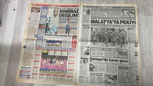 PAS SPOR GAZETESİ - 29 TEMMUZ 2002 - KANARYA'NIN SIKINTISI ORTADA TEK DERDİ PRES!  - BU SAVUNMA KARTAL'I YAKAR  - CHIESA'YA DÖNÜŞ  - NOUMA'YI BEŞİKTAŞ'A KAPTIRAN G.SARAY, FIORENTINALI GOLCÜYÜ RENKLERİNE BAĞLAMAK İÇİN KOLLARI SIVADI!  - YA OKAN YA OKAN  - OUMAR: SİHİRBAZ DEĞİLİM  - KAPLAN PEKİYİ  - KOCAMAN YÜREK!..  - LUCE'YE FIRÇA  - BEŞİKTAŞ BAŞKANI SERDAR BİLGİLİ, TAKIMIN DURUMUNU HİÇ BEĞENMEDİĞİNİ BELİRTEREK ÜNLÜ HOCAYI HAŞLADI.  - BAŞKAN KÜPLERE BİNDİ  - SAKATLAR ÇOK FAZLA!  - CAPONE GÜNDEMDE  - BİR HAFTADA BİTİRİN  -  TURHAN SOLUOQIA  - ZAGO  - ALİ EREN  - RONALDO  - NOUMA  - PASCAL  - JARDEL  - İLHAN CANAYDIN  - TERİM  - OKAN BURUK  - OKAN  - OUMAR  - FUAT ÇAĞDAŞ  - SERDAR BİLGİLİ  - MIRCEA LUCESCU  - LUCE  - SINAN ENGİN  - CAPONE  - LORANT  - AZİZ YILDIRIM  - SADETTİN SARAN  - NİHAT KAHVECİ  - CONCOCAR  - ALİ CANSUN  - TOLGA  - CORDOBA  - PANCU  - YASİN  - SERGEN  - AYKUT KOCAMAN  - ALEV SİPAHİ  - ALİ ŞEN  - OĞUZ ÇETİN  - OĞUZ  - ZİYA DOĞAN  - DOĞAN  - ÖYKÜ TOPAL  - METİN