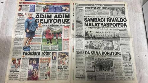 PAS SPOR GAZETESİ - 03 AĞUSTOS 2002 - AMARALLI - PASCAL BEK ÇILGINLIĞI - KARTAL SOV 1-1 - DİLSİZ KARTAL - FENER ATESİ - ASRIN TRANSFERLERİYLE ŞÜKRÜ SARACOĞLU'NA ÇIKAN KANARYA, KIZILYILDIZ'I YILDIZLARIYLA YIKTI! - VAHŞİ GOLCÜ AZDI - REVİVO CASUSU KORKUTTU - MUHTEŞEM AÇILIŞ - BAŞKAN AZİZ YILDIRIM, FENERBAHÇE TARAFTARINA UMUT DOLU MESAJLAR VERDİ - DÜNYA KULÜBÜ OLACAĞIZ - SÖZLERİNDE DURDUKLARINI BELİRTEN BAŞKAN YILDIRIM, 