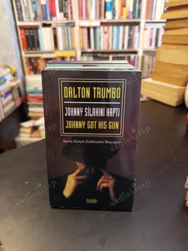 Johnny Silahını Kaptı