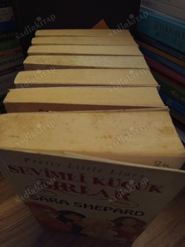 Sevimli Küçük Yalancılar Serisi 7 Kitap Takım (Sevimli Küçük Yalancılar / Mükemmel / İnanılmaz / Kalpsiz / Acımasız / Tehlikeli / Ateşli)