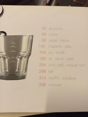 No:22 / Şaşırtıcı Sürprizlerle Dolu Özenli Sofralar (Karekod Destekli Kitap)