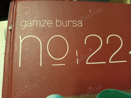 No:22 / Şaşırtıcı Sürprizlerle Dolu Özenli Sofralar (Karekod Destekli Kitap)