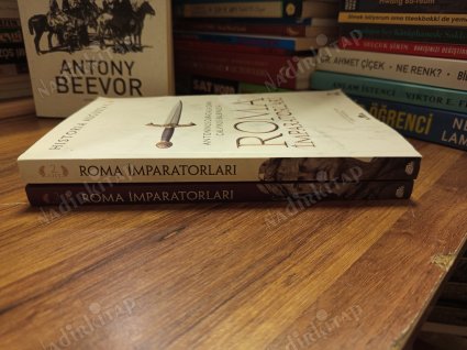 Roma İmparatorları II-III 2 Cilt Set (2. Antoninus Caracalla'dan Calvinus Balbinus'a / 3. Valerianus'tan Carinus'a)
