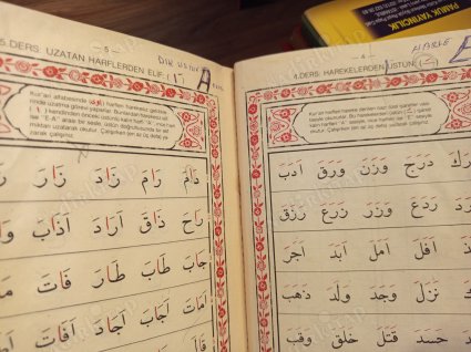 Yaz Kur'an Kursları için Kur'an Alfabesi (Tecvit) Din Dersleri (İtikad, İbadet, Siyer ve Ahlak) Namaz Hocası (Namaz Sureleri ve Duaları)