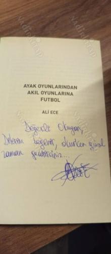 Ayak Oyunlarından Akıl Oyunlarına Futbol (İmzalı)
