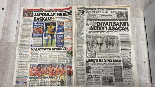 PAS SPOR GAZETESİ - 07 AĞUSTOS 2002 - OKAN HEYECANI!  - ASLAN HAZIR  - NİYAZI UYARDI  - 7 YILLIK HESAP!  - BALİÇ SASIRTACAK  - F.BAHCE  - BONSERVIS  - İLHAN ÖZLEMİNE DAYANAMADILAR!  - GELİYOR!  - AMARAL HAREKATI  - ELAZIĞ TALİP  - PANCU: 20 GOL ATARIM  - ALI EREN  - AUGUSTINE ALINMALIYDI  - CIMBOM HAZIR  - SERGEN TURP GİBİ  - ILHAN YARIDA BIRAKTI  - CORDORA: LIG COK FARKL  - MONDRAGON YMIDEN EVLENDİ  - LIGE DAMGA VURUR  - JAPONLAR NEREDE  - MALATYA'YA PIYANGO  - DİYARBAKIR ALTAY'I AŞACAK  - ADANA'DA SAKATLIK SIKINTISI  - ELAZIĞ'A DA SILVA ŞOKU  - BURSA, KARTAL'A MEYDAN OKUYOR  - KOCAELİSPOR'DA ALTAN SEVİNCİ  - SPOR AKTÜEL  - ŞOK! MUTLU, DONYA ŞAMPİYONASI'NDA YOK  - ASLAN BURAKO SİVASSPOR'DA  - SİİRTSPOR'DA ESER, BÜLENT KADRO DIŞI  - ÇORUMSPOR'DA 2. DÖNEM TAM GAZ  - KONYAGÜCÜ KRİZE DİRENİYOR  - OKAN  - AZİZ YILDIRIM  - HAKAN ŞÜKÜR  - AZİZ ÜSTEL  - FATİH TERİM  - NİYAZI  - CHIESA  - N Games  - BALİÇ  - MEHMET ONGUN  - SADETTİN SARAN  - METLER  - MEHET  - MANET YAMAZ  - NİHAT