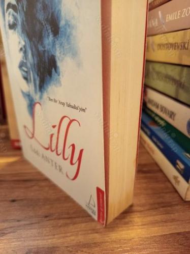 Lilly - Ben Bir Arap Yahudisiyim
