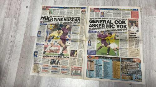 PAS SPOR GAZETESİ - 10 AĞUSTOS 2002 - FENER, 10 KİŞİLİK TRABZON'U GEÇEMEDİ  - RÜYA TAKIMIN KABUS GECESİ  - FEYENOORD MAÇI ÖNCESİ TRİLYONLUK FENERBAHÇE, TRABZON'DA TEL TEL DÖKÜLDÜ, HİÇBİR VARLIK GÖSTEREMEDİ  - SORUN ORTADA, ORTADA  - WASHINGTON VE ORTEGA'YI KENARA ALAN ALMAN HOCA, LİGİN İLK MAÇINDA TARAFTARINI DEĞİL, RAKİPLERİ SEVİNDİRDİ  - BU FENER'I YENERİZ  - OLUMLU SİNYALLER  - LORANT'TAN KURTULMAK  - TRABZON UMUT VERDİ  - NE FARKEDER!  -  WASHINGTON  - ORTEGA  - ARIEL ORTEGA  - AURELIO  - MARCO AURELIO  - PETKOVIC  - GÖKDENİZ  - KUDDUSİ MÜFTÜOĞLU  - MEHMET KAHRAMAN  - SERDAR BALİ  - SERCAN GÖRGÜLÜ  - ZAFER TÜZÜN  - HÜSEYİN TOK  - ÖZER ŞENDİR  - SERDAR ŞENKAYA  - LEE EUL YONG  - TERİM  - FATİH TERİM  - SÜREYYA AYHAN  - HİKMET TANRIVERDİ  - SİNAN DİNLER  - YANAL  - CEMAL POLAT  - KÜRŞAT  - AKCAN  - KARAMAN  - CENGİZ  - BURAK  - BURAK KARAKA  - BECKHAM  - ALPAY