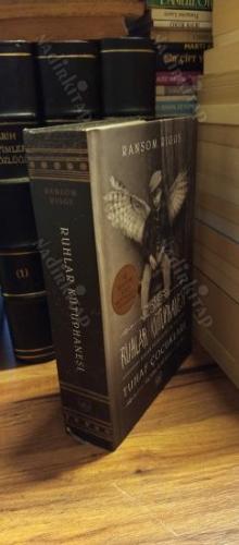 Ruhlar Kütüphanesi - Bayan Peregrine'in Tuhaf Çocukları 3 (Ciltli)