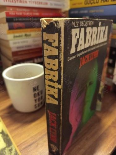 Yüz Değiştiren Fabrika