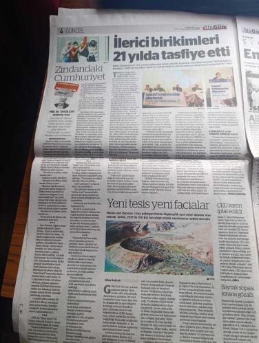 Birgün Gazetesi - Turkish Newspaper - 29 Ekim 2023 - bağımsızlık özgürlük eşitlik ve laiklik için Yaşasın Cumhuriyet - Atatürk portresi - Cumhuriyetin 100. Yıldönümünde açıklamada bulunan sol sosyalist partiler yeni bir Cumhuriyet için mücadele açıklaması yaptı - AKP iktidarının tüm kısıtlamalarına rağmen Cumhuriyetin kuruluşunun 100 yıldönümü ülke genelinde kutlanıyor  Fotoğrafı - Recep Tayyip Erdoğan mitingde yine nefret saçtı - Kars Selim'de ilkokul ve ortaokul öğrencileri Yaşasın Cumhuriyet yürüyüşü düzenledi Fotoğrafı - 2023 kişilik Zeybek cumhuriyet kutlamaları Fotoğrafı - Milli sporcu Şahika Ercümen Cumhuriyet bayramında en anlamlı dalış Fotoğrafı - Cumhuriyet ve kadınlar yazan Gözde Bedeloğlu - PTT tarafından 2002'de düzenlenen 2023'e Cumhuriyetimizin 100. Yılına mektup kampanyası kapsamında yazılan mektuplar adresine ulaştırılmaya başladı - gözleri tamamen kapalı Cumhuriyet Bayramı karikatürü çizen Bahadır Boysal - zindandaki Cumhuriyet yazan Tayfun Atay - 29 Ekim 1923