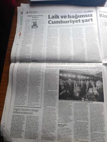 Birgün Gazetesi - Turkish Newspaper - 29 Ekim 2023 - bağımsızlık özgürlük eşitlik ve laiklik için Yaşasın Cumhuriyet - Atatürk portresi - Cumhuriyetin 100. Yıldönümünde açıklamada bulunan sol sosyalist partiler yeni bir Cumhuriyet için mücadele açıklaması yaptı - AKP iktidarının tüm kısıtlamalarına rağmen Cumhuriyetin kuruluşunun 100 yıldönümü ülke genelinde kutlanıyor  Fotoğrafı - Recep Tayyip Erdoğan mitingde yine nefret saçtı - Kars Selim'de ilkokul ve ortaokul öğrencileri Yaşasın Cumhuriyet yürüyüşü düzenledi Fotoğrafı - 2023 kişilik Zeybek cumhuriyet kutlamaları Fotoğrafı - Milli sporcu Şahika Ercümen Cumhuriyet bayramında en anlamlı dalış Fotoğrafı - Cumhuriyet ve kadınlar yazan Gözde Bedeloğlu - PTT tarafından 2002'de düzenlenen 2023'e Cumhuriyetimizin 100. Yılına mektup kampanyası kapsamında yazılan mektuplar adresine ulaştırılmaya başladı - gözleri tamamen kapalı Cumhuriyet Bayramı karikatürü çizen Bahadır Boysal - zindandaki Cumhuriyet yazan Tayfun Atay - 29 Ekim 1923