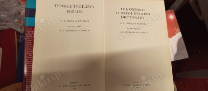 The Oxford English-Turkish / Turkish-English Dictionary