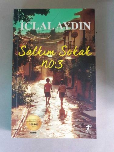 Salkım Sokak No: 3 / İmzalı