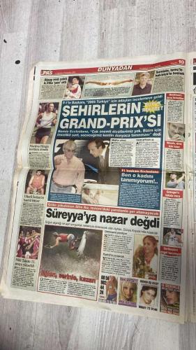 PAS SPOR GAZETESİ - 15 AĞUSTOS 2002 - KELLE KOLTUKTA - SAMBACILAR GÖZALTINDA! - KARTAL'DA SERGEN UYARISI!.. - MALATYA'YA İKİ SÜPER! - İLHAN KÖRFEZ'E ZOR - FUTBOLCULAR DA İSYAN EDİYOR! - YÖNETİM TAVIR KOYDU - FENERBAHÇELİ FUTBOLCULAR: İSTANBUL'DA GEÇERİZ!.. - HAKAN'A KAMPANYA - DOKTORLAR, SÜPER SOLAĞIN ZORLANMASINA KARŞI SERGEN UYARISI - PANCU KÖRFEZ'E YETİŞİYOR! - RAMBO BİZİ UYANDIRDI - STEVIC - LORANT - MONATO - PITBULL - MACHLAS - FATİH TERİM - AHMET CEYHAN - NİKOG MACHLAS - YAVUZER - İLHAN MANSIZ - SEONG GO KANG - ORTEGA - AZİZ YILDIRIM - CEM KARACA - ABDULLAH - SERHAT - HAKAN ŞÜKÜR - GÖKHAN - SERGEN - LUCESCU - PANCU - MURAT - PİNTO - SEZER - TOLGA - TAYFUR - SERDAR - ERGÜN - YASİN - METİN TOKAT - ASLI - KEREM - ARİF - SARR - AYHAN - SELAHATTİN - ÖZKAN SÜMER - CESAR - DEVRAN - AHN - OUMAR DIENG - PETKOVİÇ - ŞENOL GÜNEŞ - CAPONE - HİKMET KARAMAN - MEHMET NAS - NICULESCU - SÜREYYA - DOĞAN - CİHAN BAY - HAFIZE YANAR - ÖZKARA - ADNAN DİNÇER - HATİCE YANAR - İLHAN CAVCAV