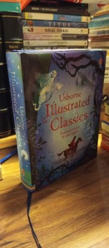 Usborne Illustrated Classics - Robinson Crusoe and Other Stories (Yumuşak Ciltli)