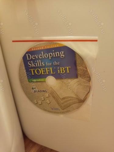 Developing skills for the TOEFL IBT Intermediate Reading 2E (CD'li)
