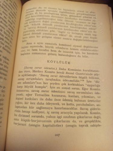 Paris Komünü Üzerine