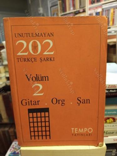 Unutulmayan 102 Yabancı Şarkı Volüm 1 - 2 (Gitar / Şan / Org) [2 Kitap Takım]