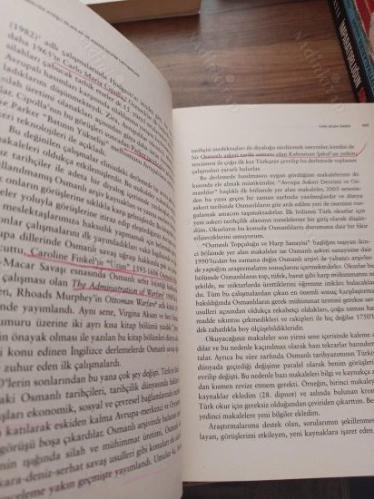 Osmanlı'da Ateşli Silahlar ve Askeri Devrim Tartışmaları (Açıklama vardır)