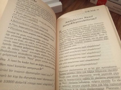 Ya Bir Yol Bul - Ya Bir Yol Aç - Ya Da Yoldan Çekil