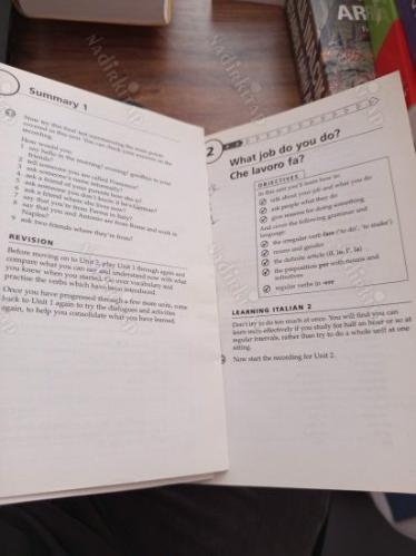 Oxford Take Off in Italian - From Complete Beginner to Intermediate Level in 14 Easy-to-understand Units