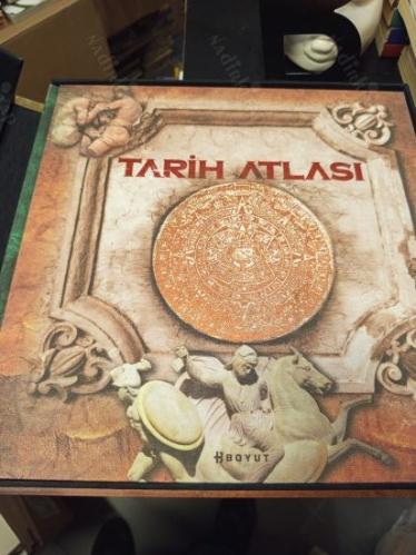 Tarih Atlası - Uygarlığın Başlangıcından Günümüze Kadar Dünyanın En Kapsamlı Tarih Kitabı (Ciltli, Kutulu)