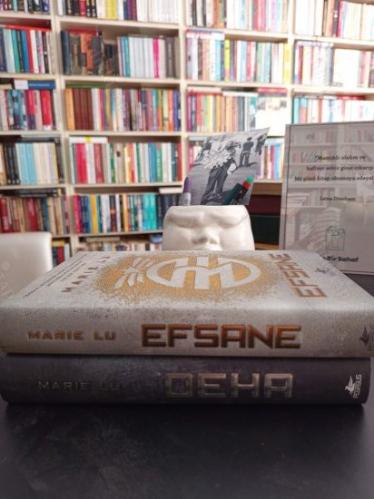 Deha, Efsane / 2 Kitap Takım (Ciltli, Şömizli)