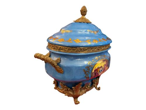 1900 başları Fransız atölye işi bronz ve porselenden büyük boy Jardinyer 31,5 cm 17,5 cm 27 cm ölçülerinde