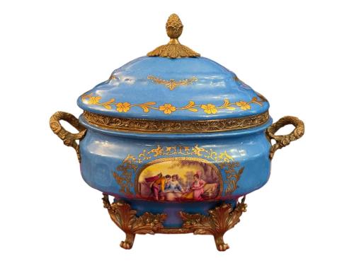 1900 başları Fransız atölye işi bronz ve porselenden büyük boy Jardinyer 31,5 cm 17,5 cm 27 cm ölçülerinde
